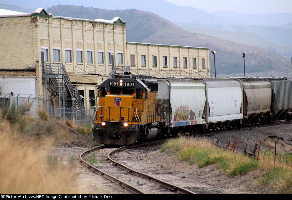 UP SD40N #1901 leads the northbound Cache Valley local (LCG-41C) past the old pea canning plant in Franklin, ID. June 23, 2021